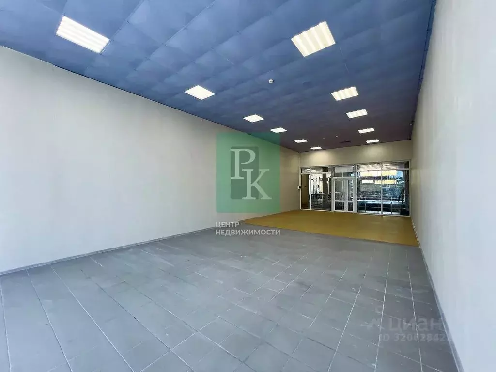 Помещение свободного назначения в Севастополь ул. Токарева, 11 (100 м) - Фото 1