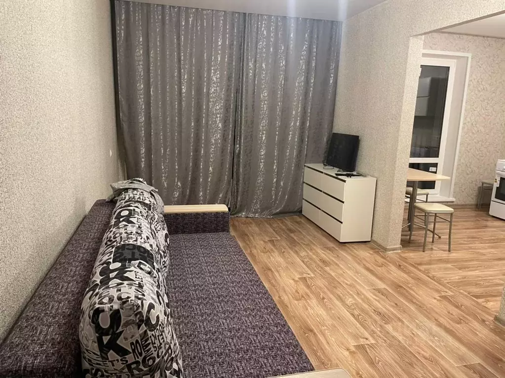 1-к кв. Красноярский край, Красноярск ул. Дубровинского, 110А (41.0 м) - Фото 0