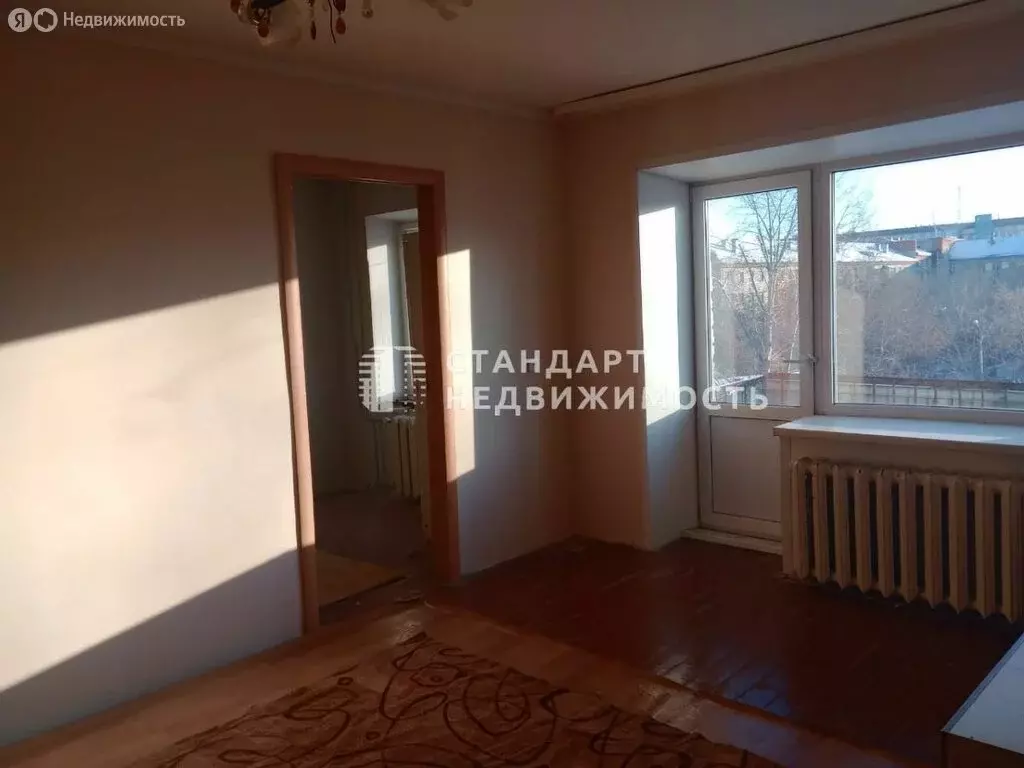 2-комнатная квартира: Тюмень, улица Мельникайте, 101 (45 м) - Фото 0