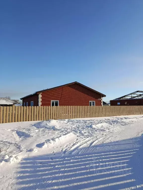 Дом в Омская область, Омский район, Магистральное с/пос, с. Ребровка  ... - Фото 2