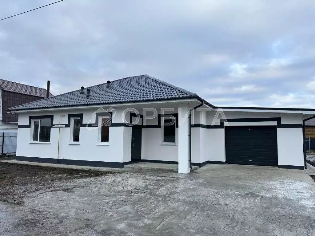 Дом в Тюменская область, Тюменский муниципальный округ, д. Ушакова ул. ... - Фото 1