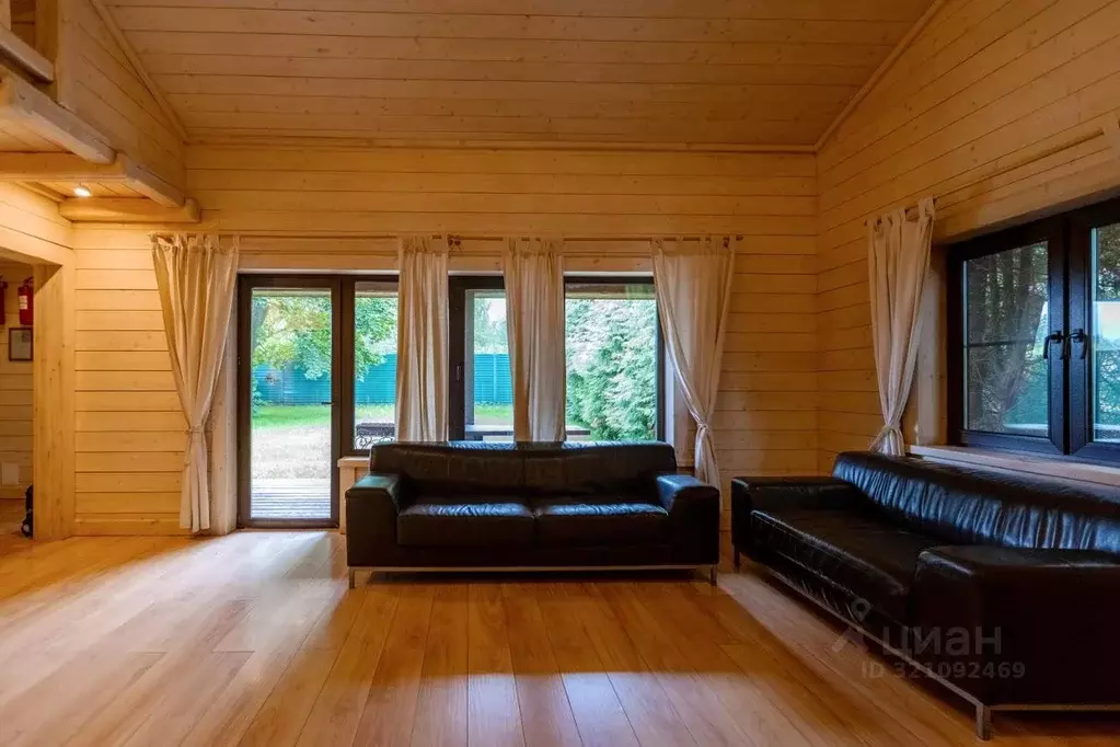 Дом в Тверская область, Конаковский муниципальный округ, д. Шоша ул. ... - Фото 1