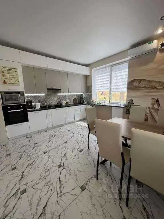 Дом в Крым, Симферопольский район, Трудовское с/пос, с. Строгоновка  ... - Фото 2