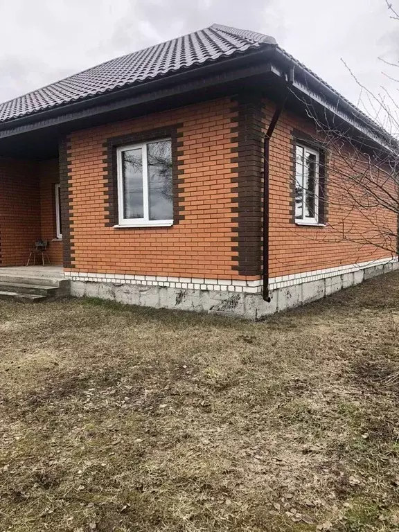 Дом в Брянская область, Брянск ул. Олега Кошевого (150 м) - Фото 1