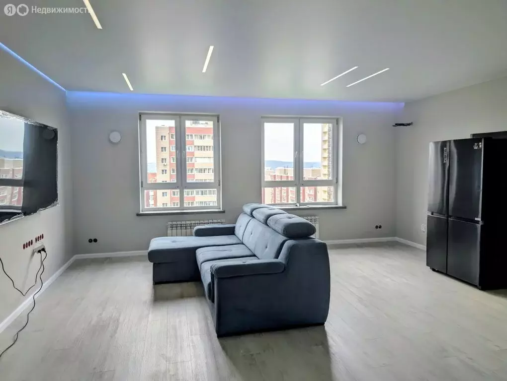 2-комнатная квартира: Иркутск, улица Пискунова, 136 (71 м) - Фото 0
