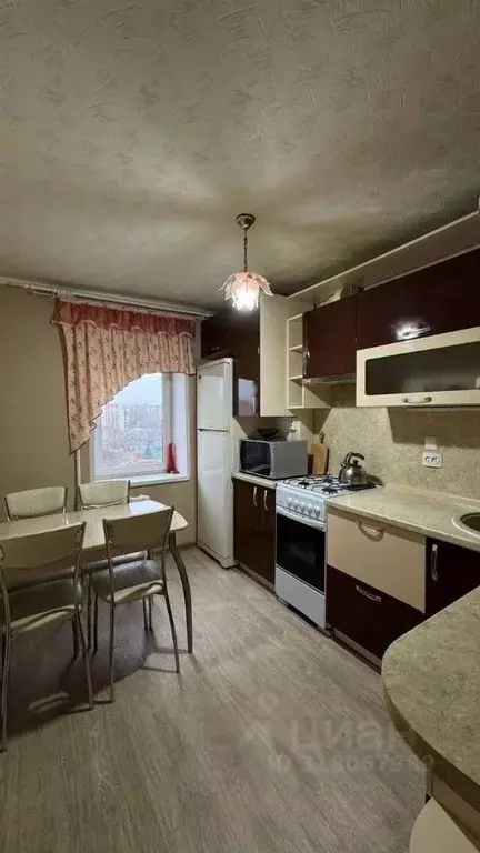 2-к кв. Ростовская область, Ростов-на-Дону Гагринская ул., 3 (51.0 м) - Фото 0
