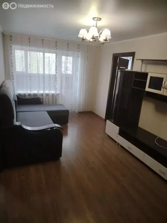 2-комнатная квартира: Ишимбай, Революционная улица, 10 (43 м) - Фото 1