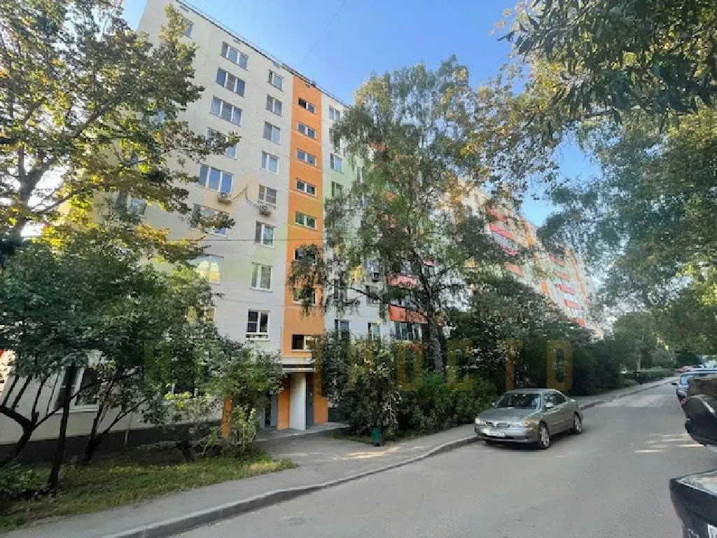 Продается 3-комнатная квартира - Фото 1