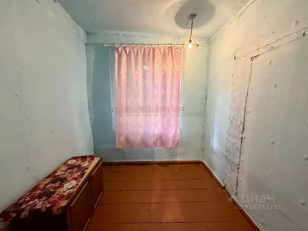 Дом в Свердловская область, Староуткинск пгт ул. Советская, 41 (53 м) - Фото 0