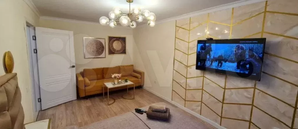1-к. квартира, 48 м, 2/5 эт. - Фото 1