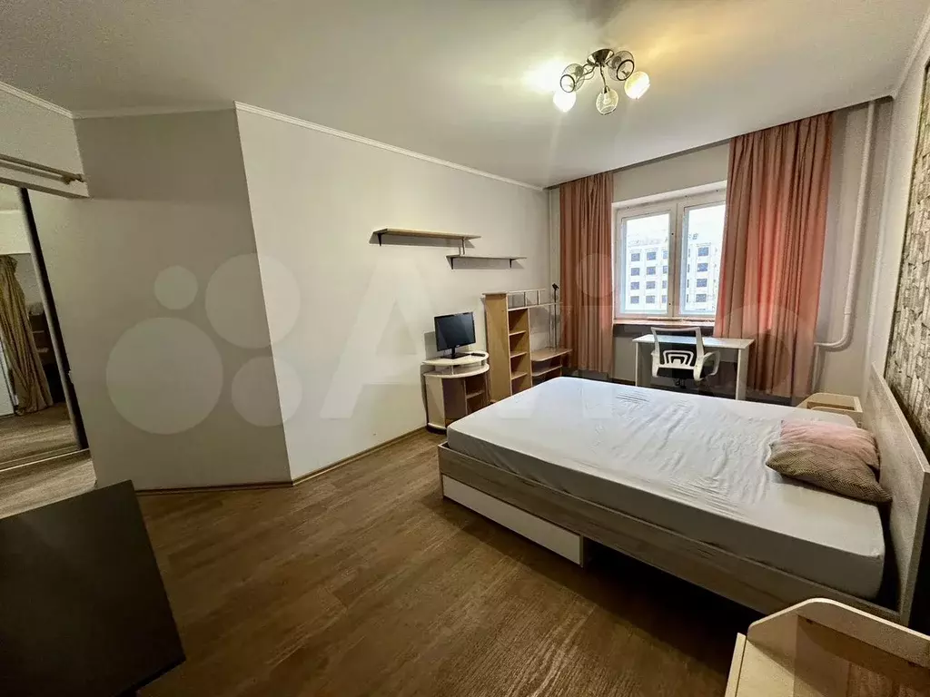 1-к. квартира, 50 м, 9/14 эт. - Фото 1