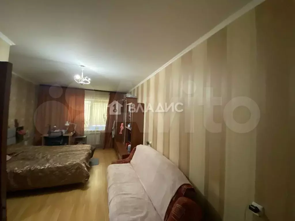 1-к. квартира, 42 м, 1/10 эт. - Фото 1