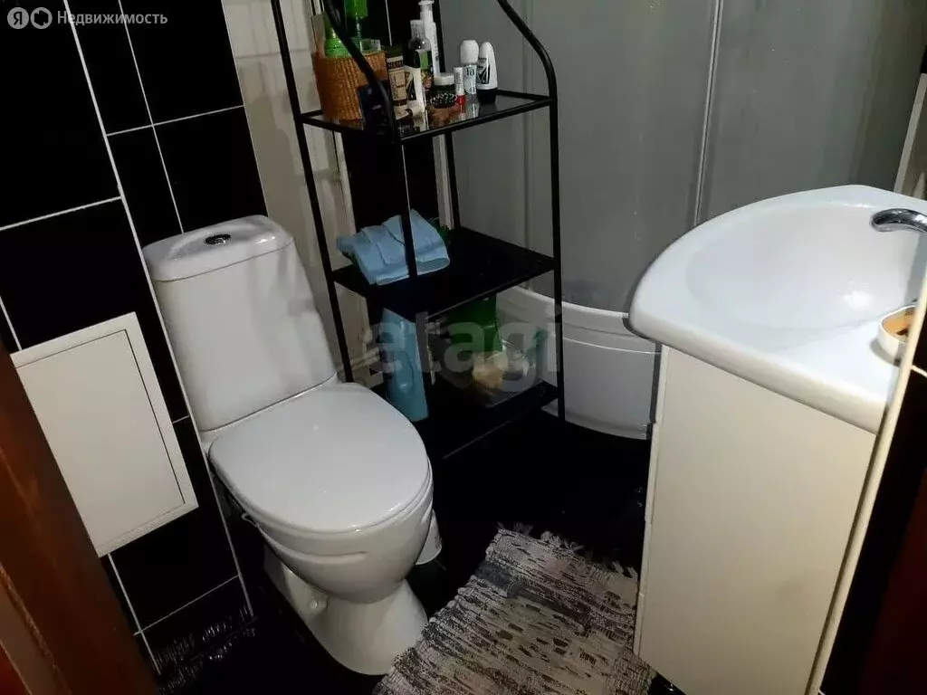 2-комнатная квартира: Горно-Алтайск, улица Павла Кучияк, 11 (48.7 м) - Фото 2