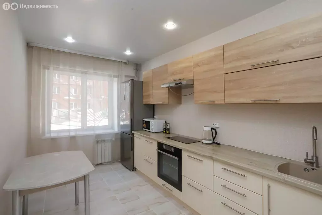 2-комнатная квартира: Иркутск, Братская улица, 7/9 (49.4 м) - Фото 1