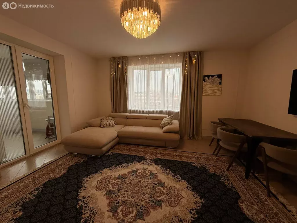 2-комнатная квартира: Астрахань, Бакинская улица, 90 (79 м) - Фото 2