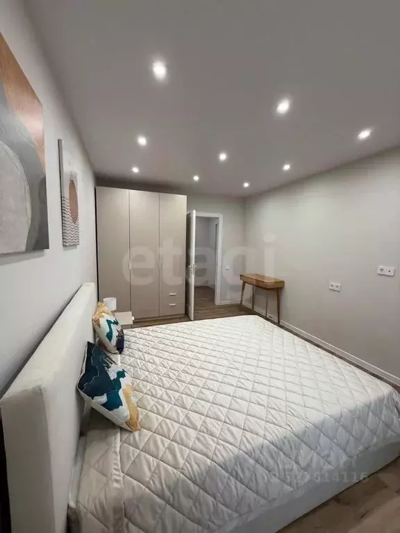 3-к кв. Алтай, Горно-Алтайск ул. Павла Кучияк (69.8 м) - Фото 1