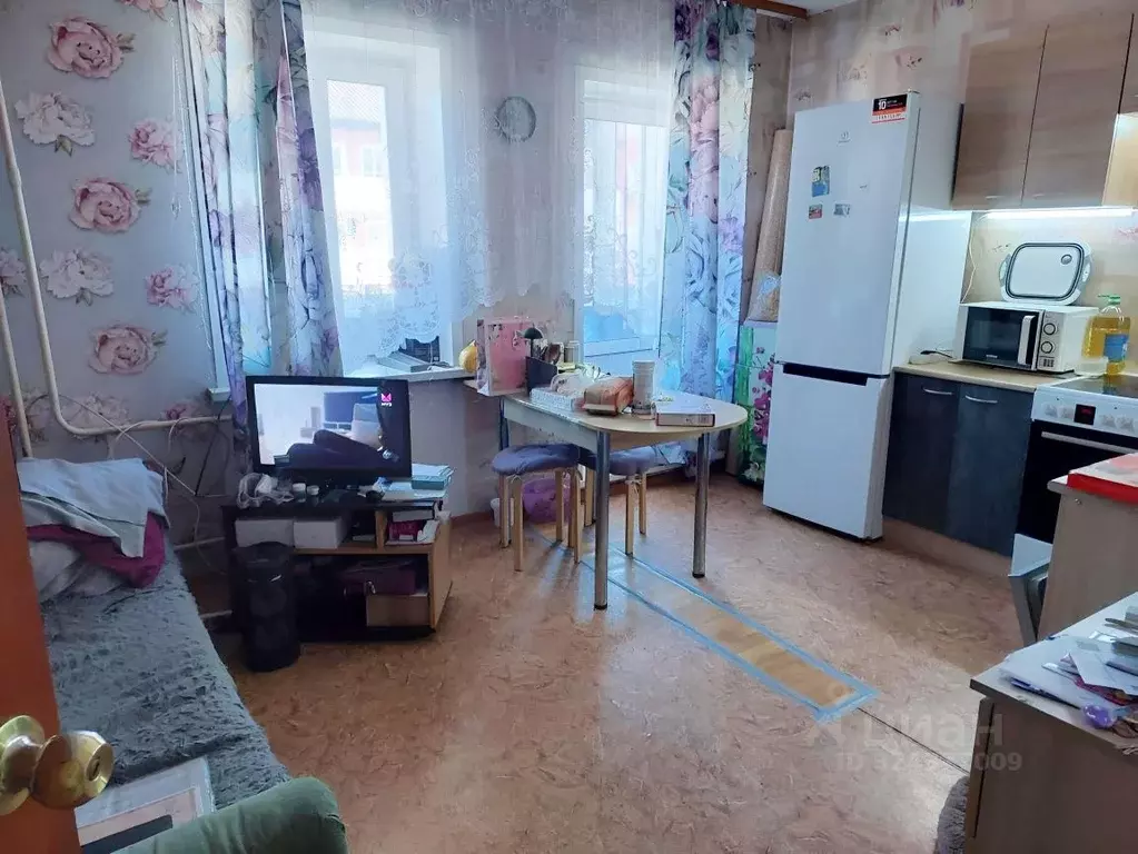 1-к кв. Иркутская область, Черемхово Колония мкр, Радужный кв-л, 1 ... - Фото 1