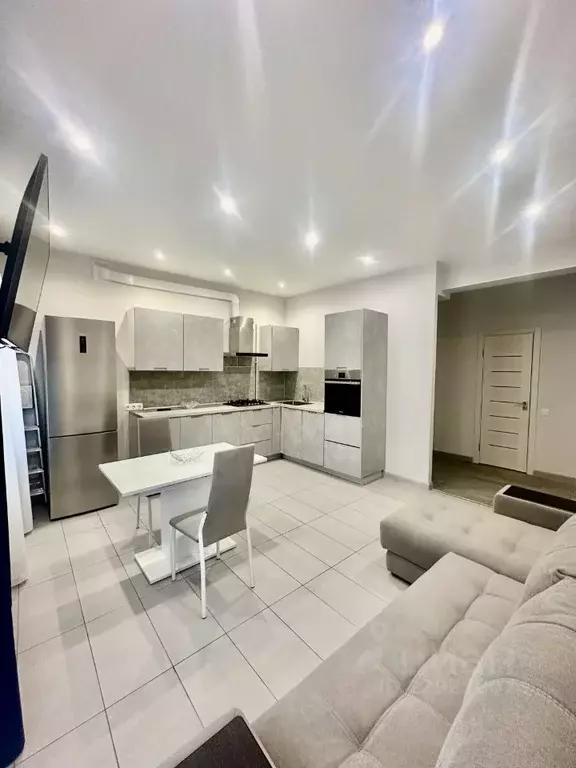 2-к кв. Ярославская область, Ярославль спуск Флотский, 1/2 (65.0 м) - Фото 1