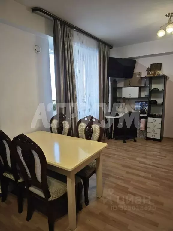 2-к кв. Бурятия, Улан-Удэ ул. Трубачеева, 152А (60.4 м) - Фото 2