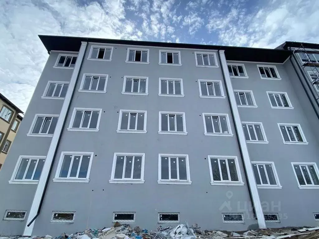 2-к кв. Кабардино-Балкария, Нальчик ул. Солнечная, 101 (51.2 м) - Фото 0