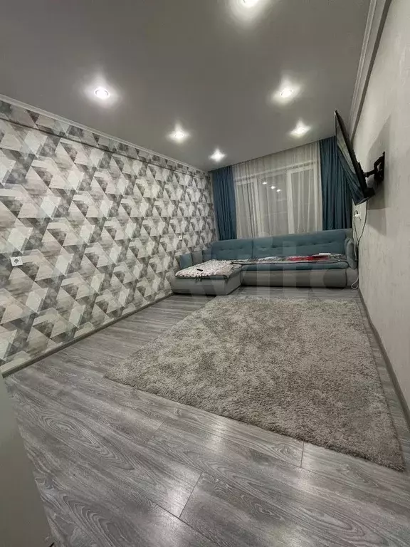 1-к. квартира, 31 м, 1/5 эт. - Фото 1