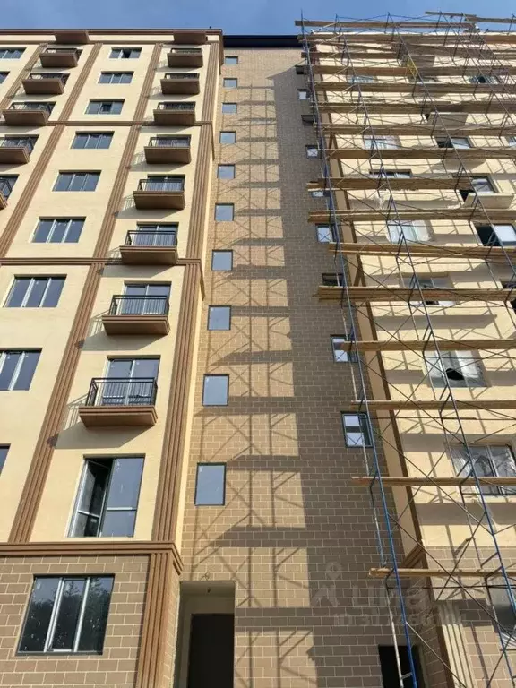2-к кв. Кабардино-Балкария, Нальчик Кабардинская ул., 204 (80.0 м) - Фото 1