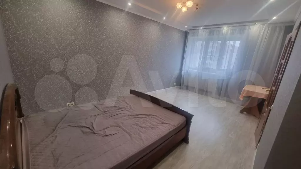 1-к. квартира, 46 м, 2/10 эт. - Фото 1