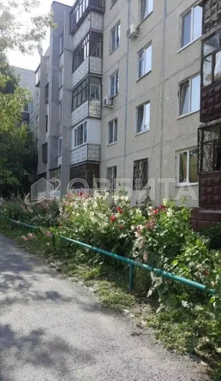 3-к кв. Тюменская область, Тюмень ул. Демьяна Бедного, 104 (65.6 м) - Фото 0