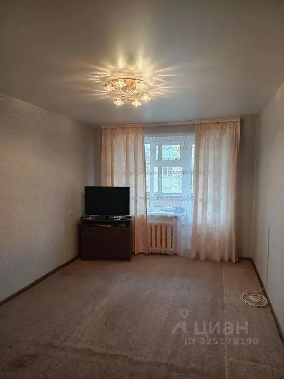 2-к кв. Курская область, Курск Республиканская ул., 44 (43.6 м) - Фото 0