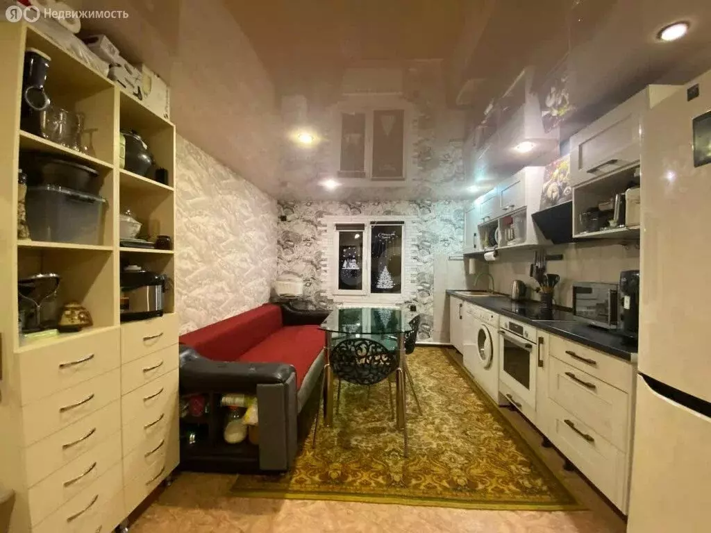 Дом в село Верх-Тайменка, Центральная улица (112 м) - Фото 2