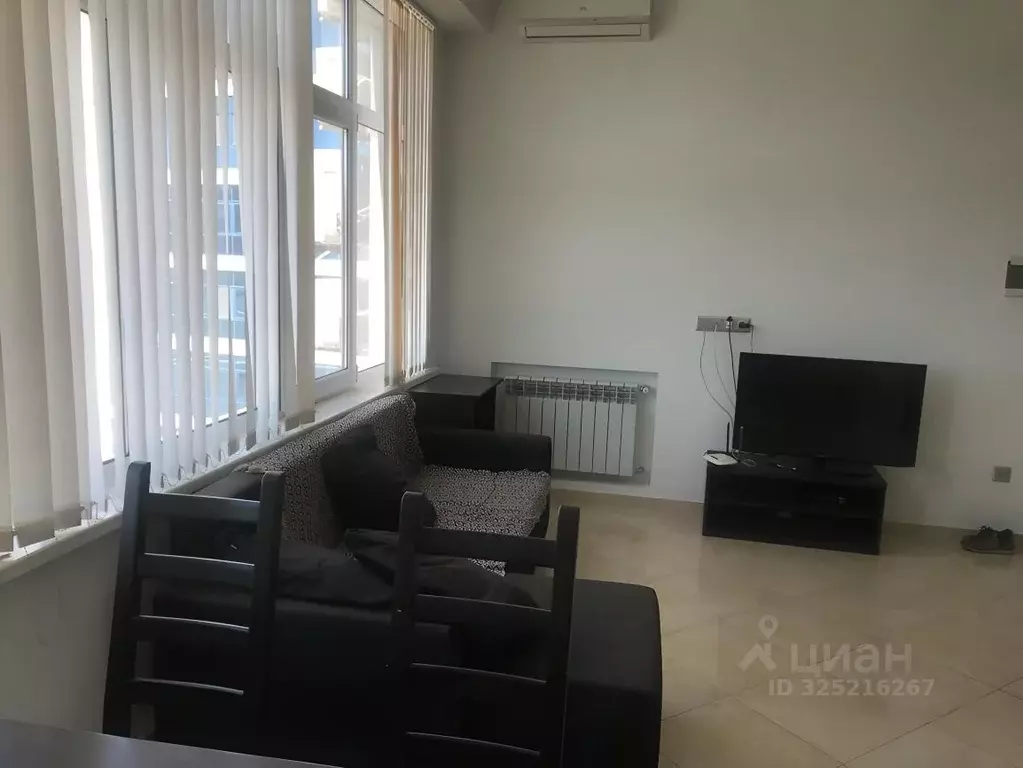 3-к кв. Севастополь наб. Адмирала Клокачева, 16 (80.0 м) - Фото 1