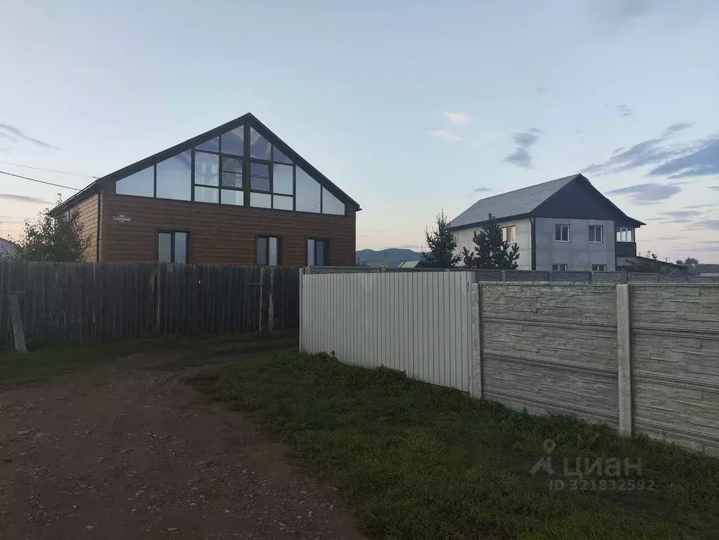 Коттедж в Хакасия, Усть-Абакан рп ул. Северная, 1Б (200 м) - Фото 0