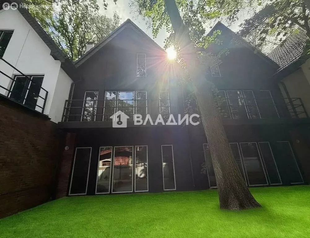 Дом в Светлогорск, Санаторная улица (214.79 м) - Фото 1