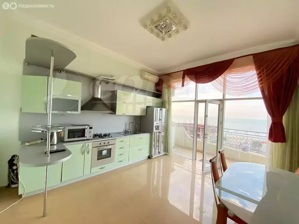 2-комнатная квартира: Махачкала, улица Пархоменко, 2 (50 м) - Фото 1