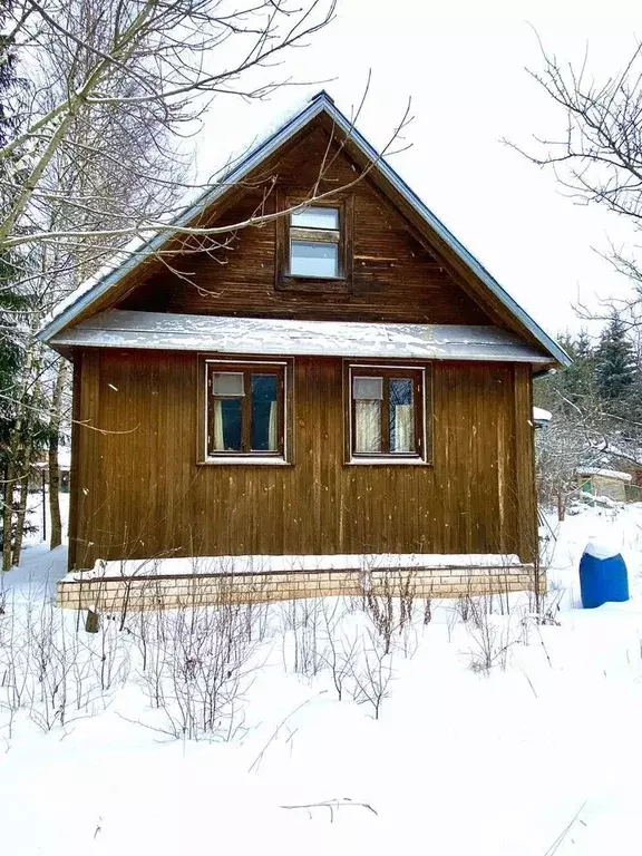 Дом в Ленинградская область, Лужский район, Толмачевское городское ... - Фото 1