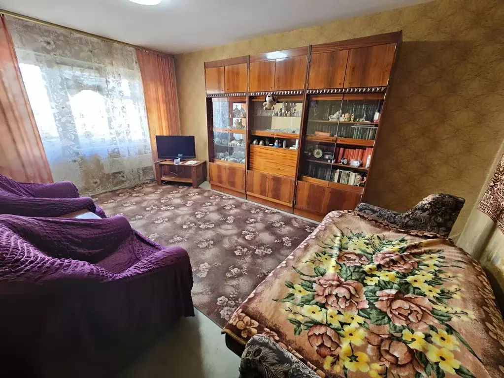 2-к кв. Омская область, Омск Московка-2 мкр, ул. Ярослава Гашека, 24 ... - Фото 1