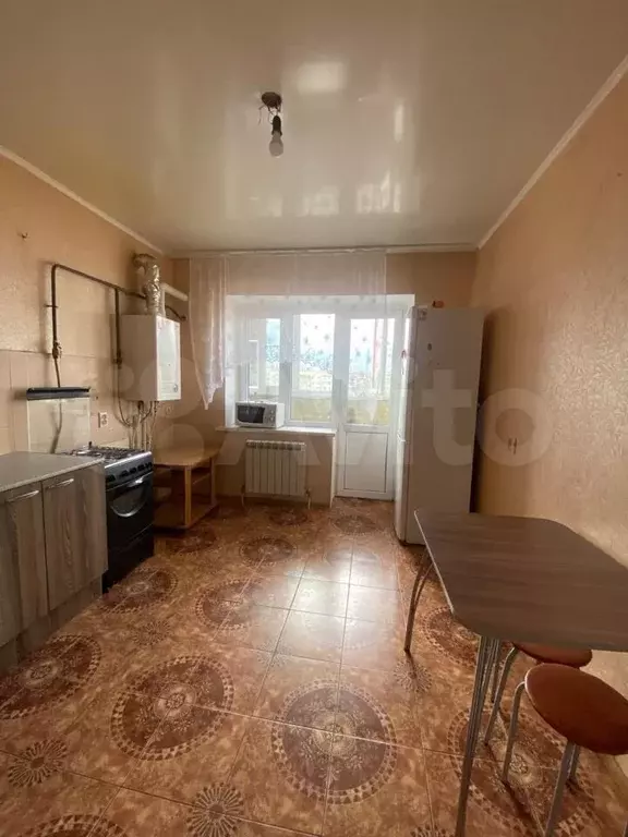 1-к. квартира, 40 м, 8/10 эт. - Фото 0