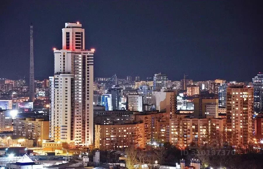 Гараж в Свердловская область, Екатеринбург ул. Февральской Революции, ... - Фото 1