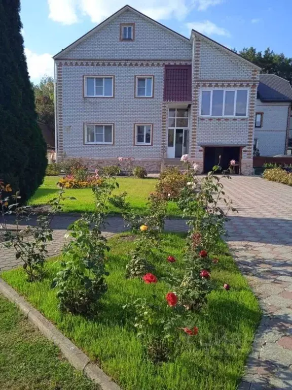 Дом в Брянская область, Брянск ул. Олега Кошевого, 2Г (304 м) - Фото 1