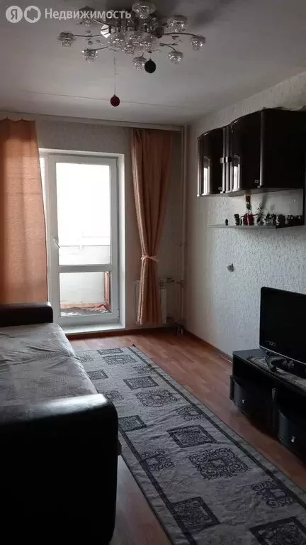 1-комнатная квартира: Екатеринбург, улица Авиаторов, 12 (35 м) - Фото 0