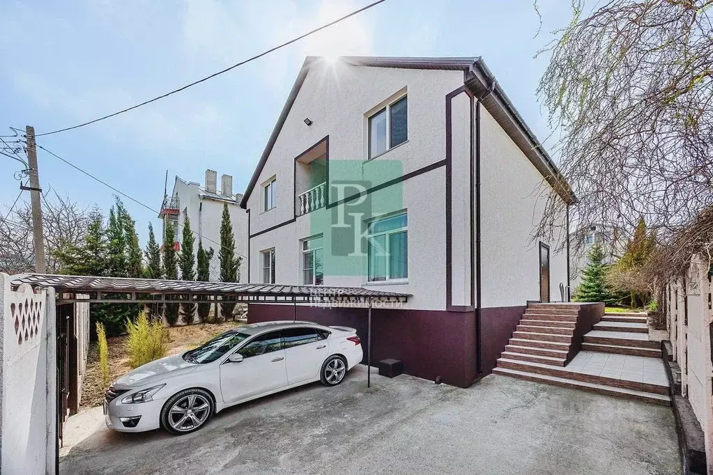 Дом в Севастополь 5-й километр мкр, ул. Археологическая, 12 (200 м) - Фото 1