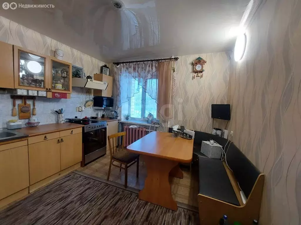 3-комнатная квартира: Череповец, улица Краснодонцев, 35 (52.3 м) - Фото 2