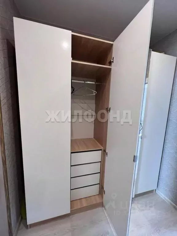 1-к кв. Новосибирская область, Новосибирск ул. Фрунзе, 20 (27.0 м) - Фото 1