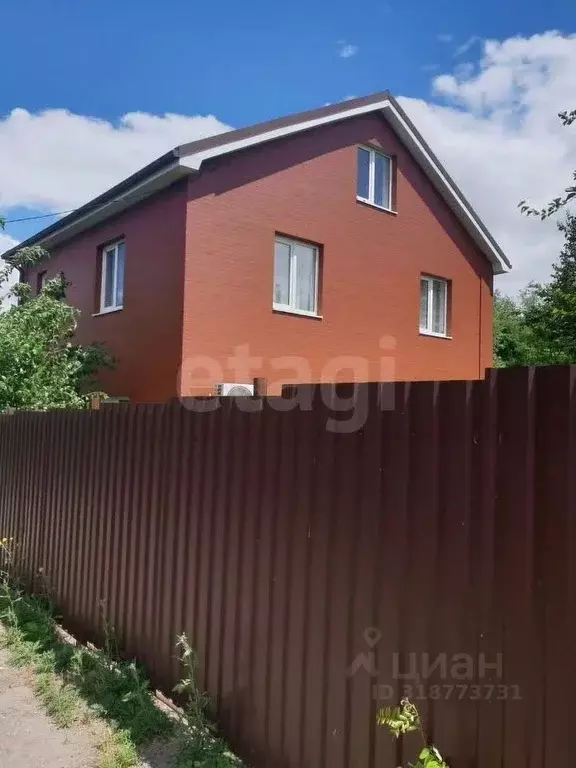 Дом в Ростовская область, Ростов-на-Дону 7-й Раскатный пер. (145 м) - Фото 1