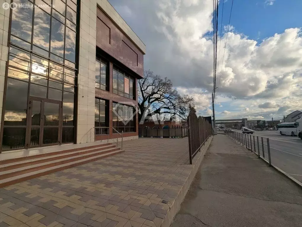 Помещение свободного назначения (230 м) - Фото 1