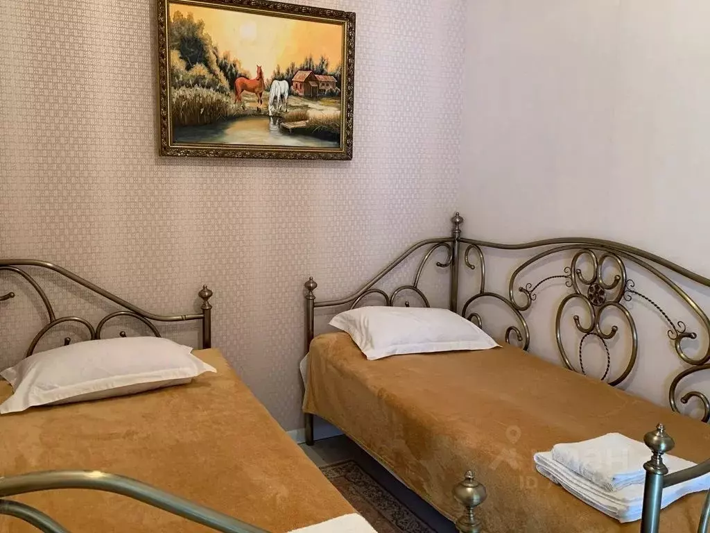 3-к кв. Дагестан, с. Гуниб ул. Имени Имама Шамиля, 24 (85.0 м) - Фото 1