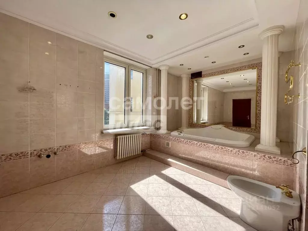 6-к кв. Москва ул. Большая Якиманка, 17/2С2 (242.0 м) - Фото 1