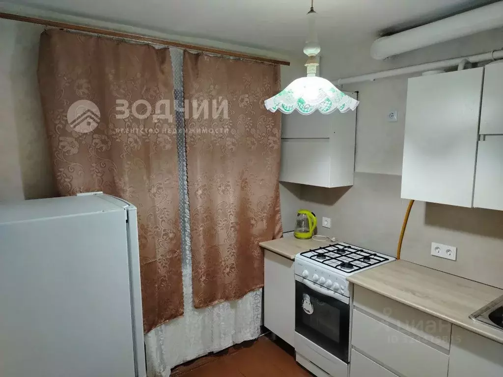 1-к кв. Чувашия, Чебоксары ул. Космонавта Андрияна Григорьевича ... - Фото 0