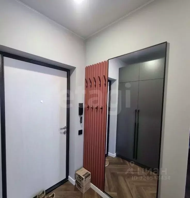 1-к кв. Тюменская область, Тюмень ул. Виктора Тимофеева, 10 (42.0 м) - Фото 0