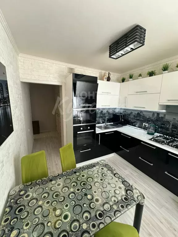 Продаётся 3-к квартира, 63.9 м - Фото 0